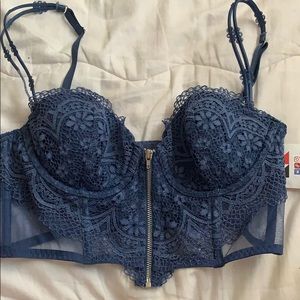 VS Lace Bra